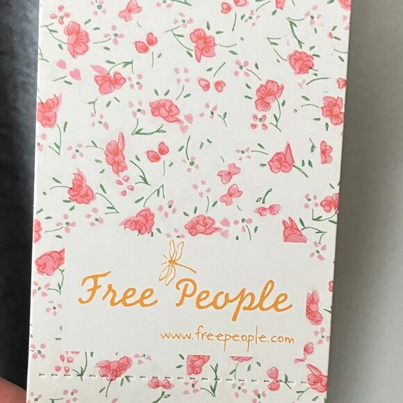 Free People "We the Free" Grey Sleeveless Tank Top, New with Tags - Picture 7 of 13